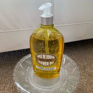 L’OCCITANE Almond Shower Oil